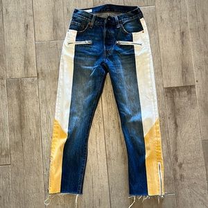 501 Levi’s high rise color block jeans with zipper detailing